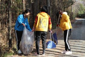 株式会社Ｊスタディ