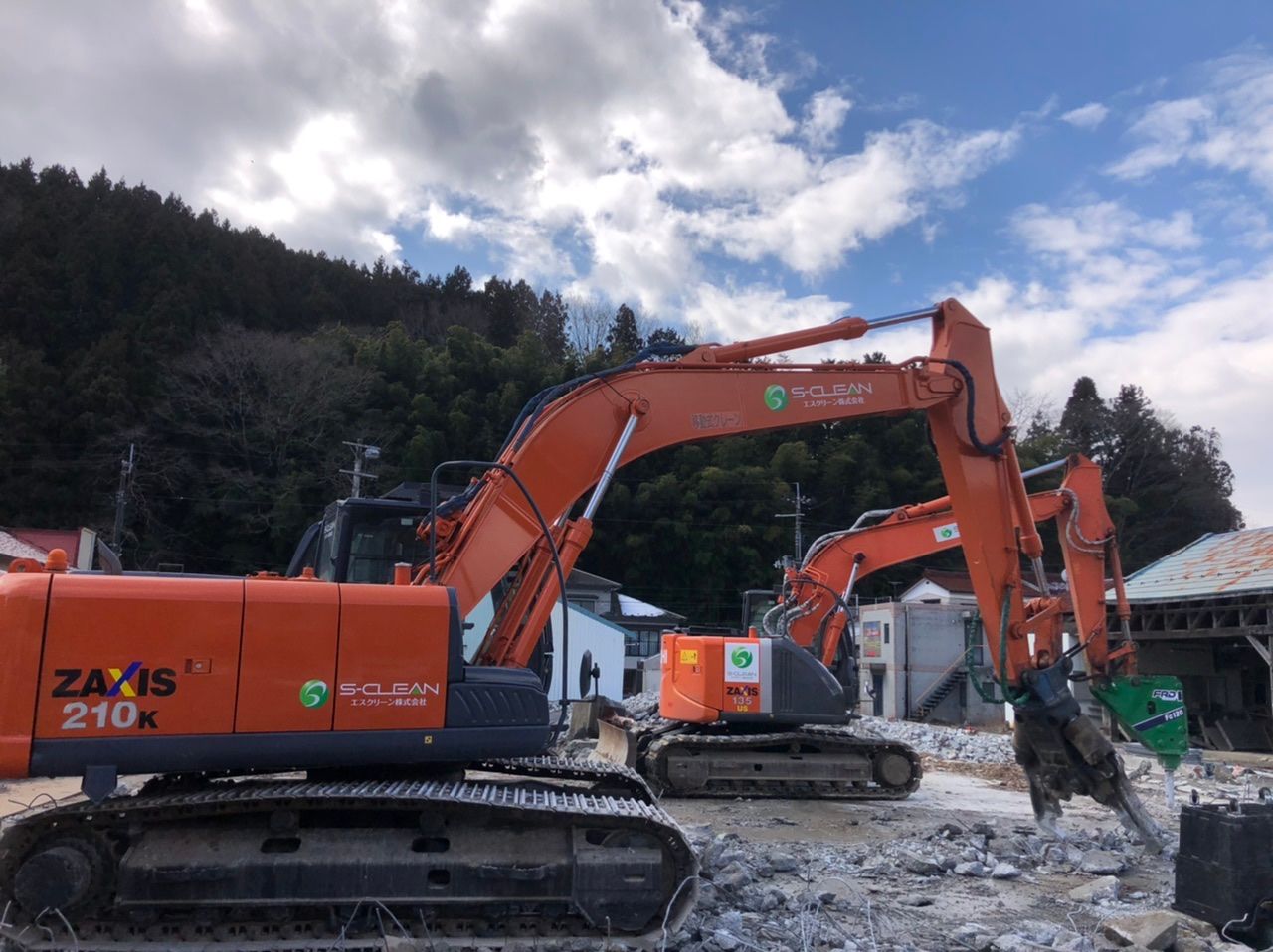 エスクリーン株式会社