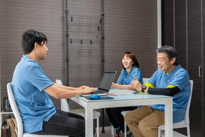 合同会社　ほまり